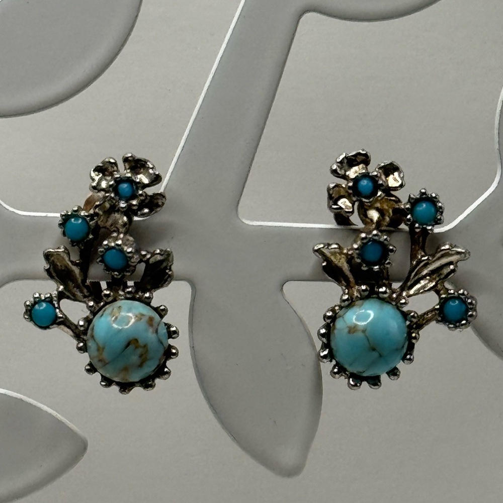 Mid century Turquoise Floral clip on Earrings